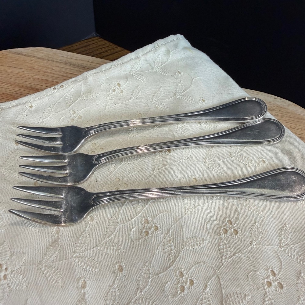 Vintage International Silver Co Silverplate Regency Dessert‎ Forks Set of 3 6"